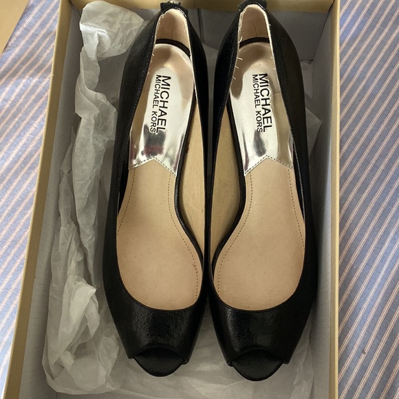 Michael Michael kors peep toe heel black 8.5 - Picture 4 of 6